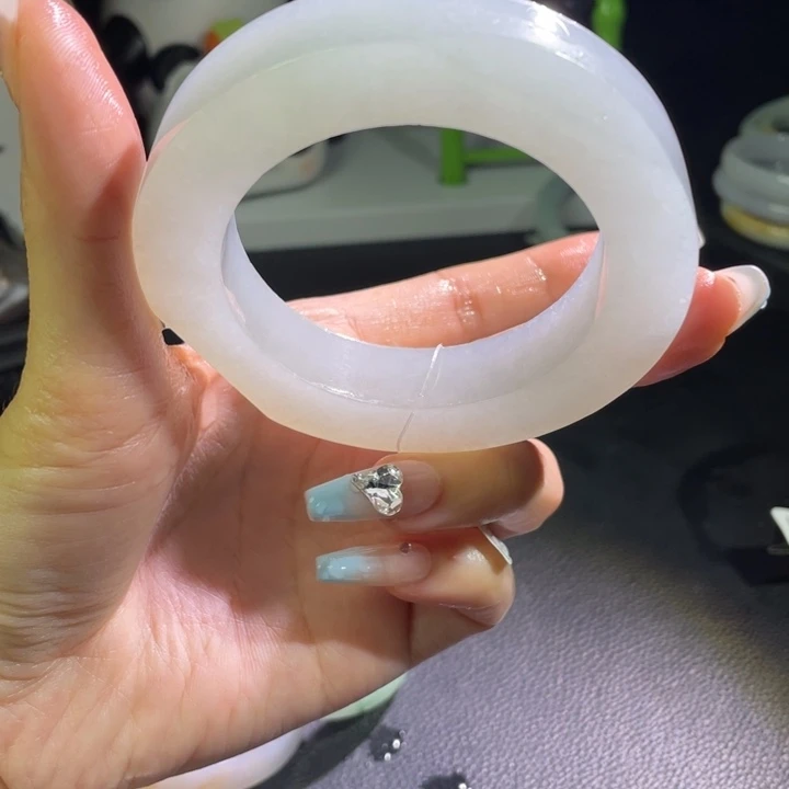 定制翡翠翡翠手镯未镶嵌