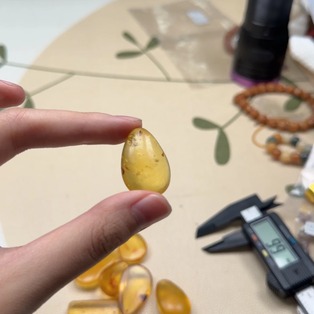 白玉菩提吊坠黄色0301
