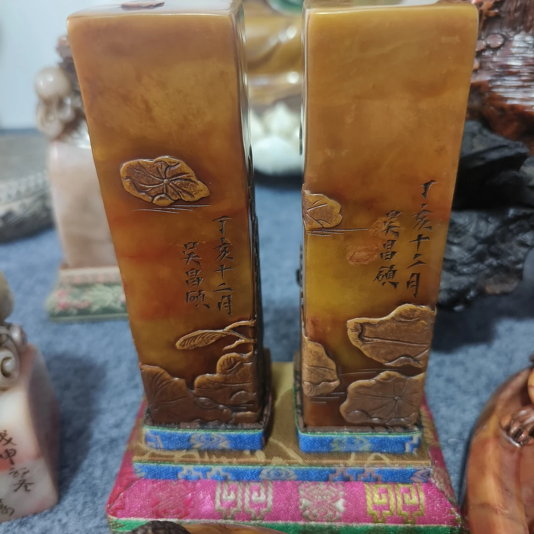 旧藏木盒寿山石印章对章摆件