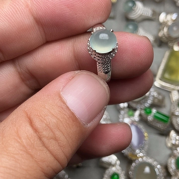 未镶嵌定制翡翠戒指