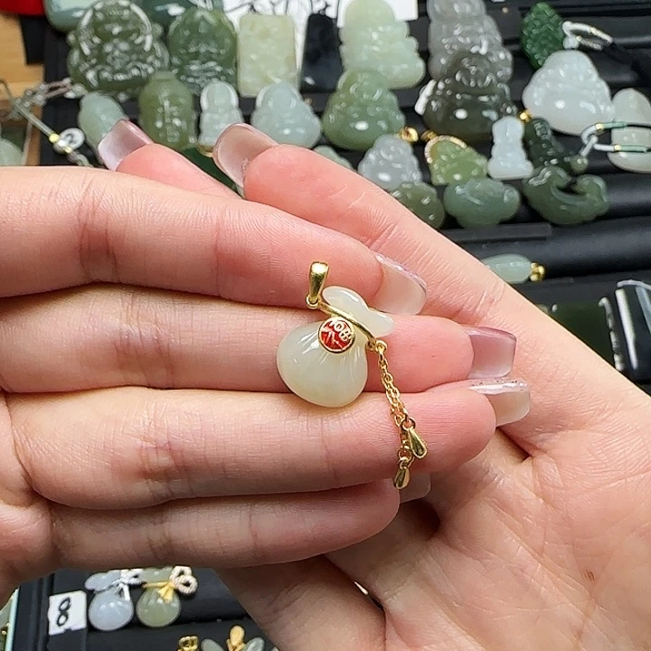 颈饰银S925镶嵌和田玉