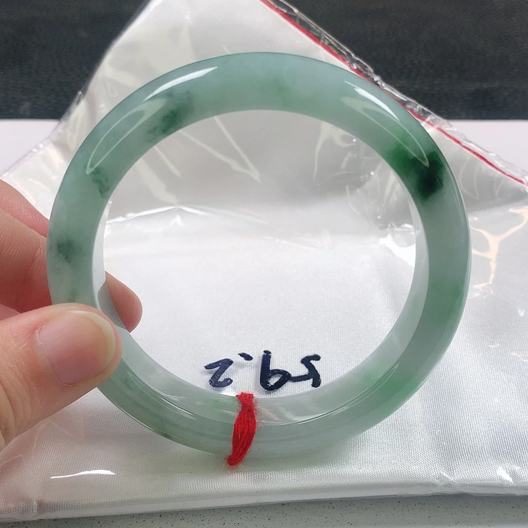 未镶嵌手镯翡翠374