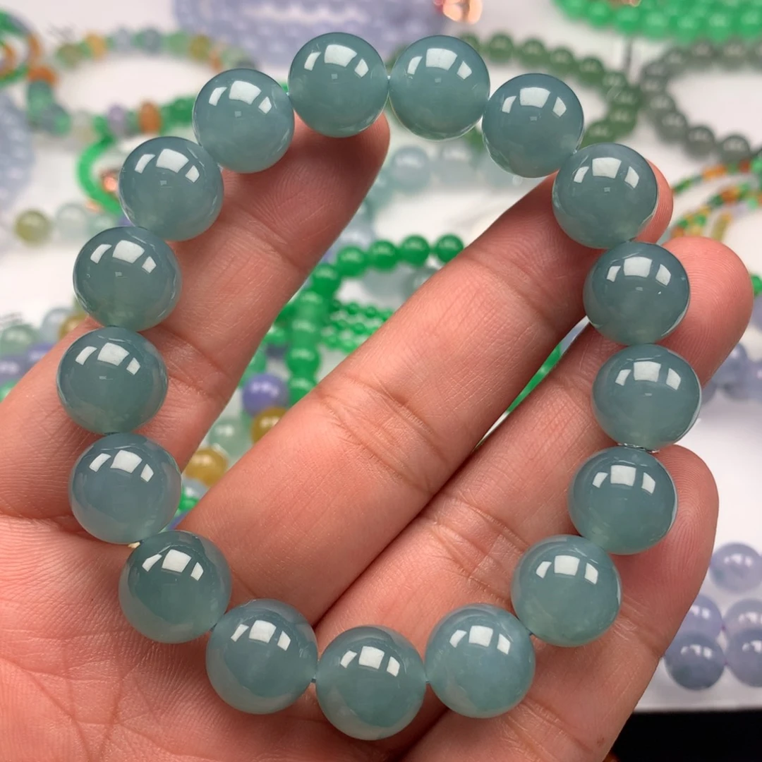 翡翠手链未镶嵌翡翠