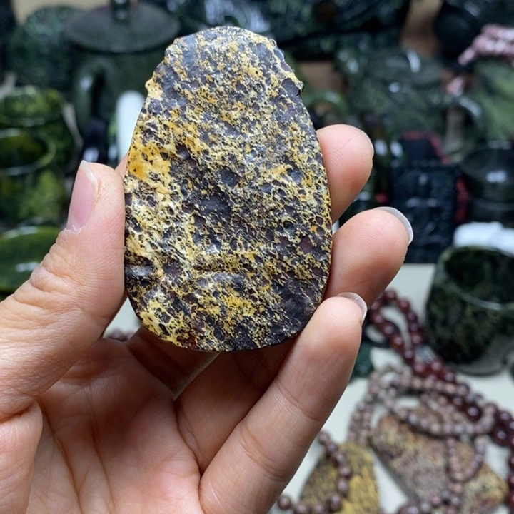 C***l蛇纹石玉未镶嵌项链精品天宝大牌
