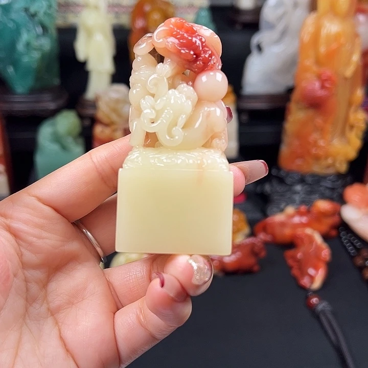 寿山石老性芙蓉石