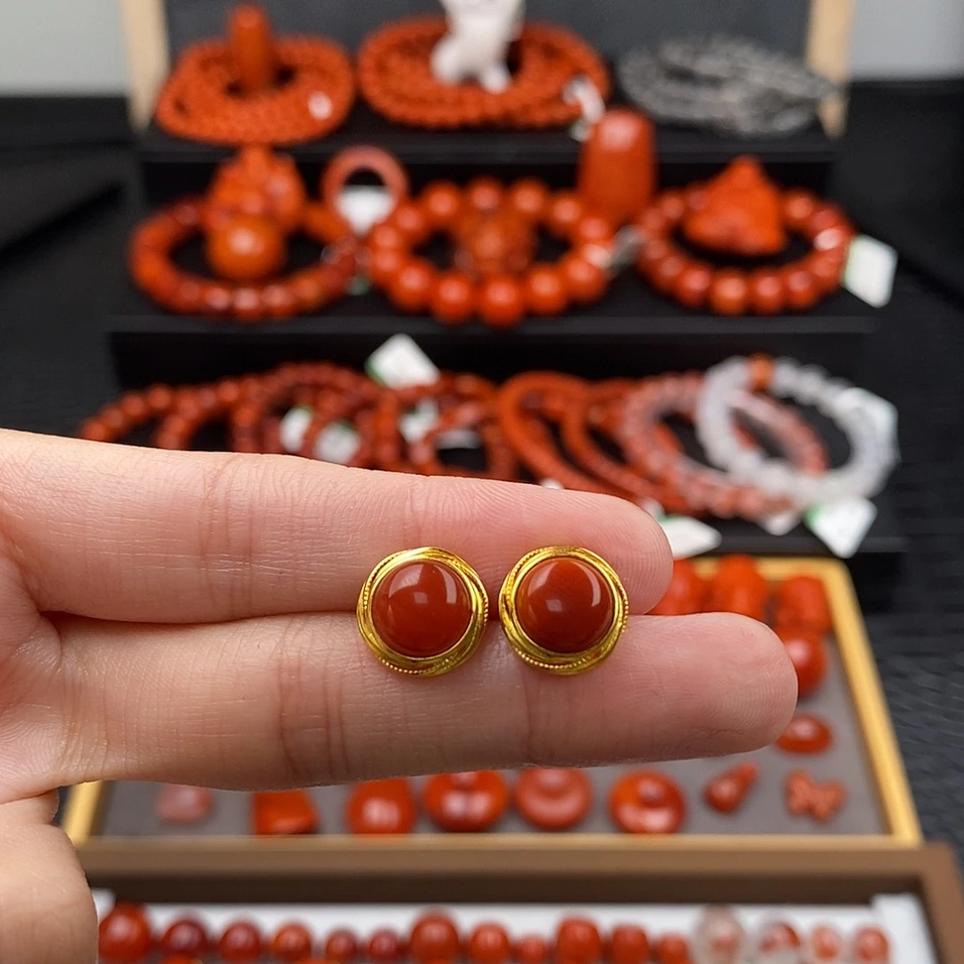 南红玛瑙银S925镶嵌四川凉山瓦西耳钉