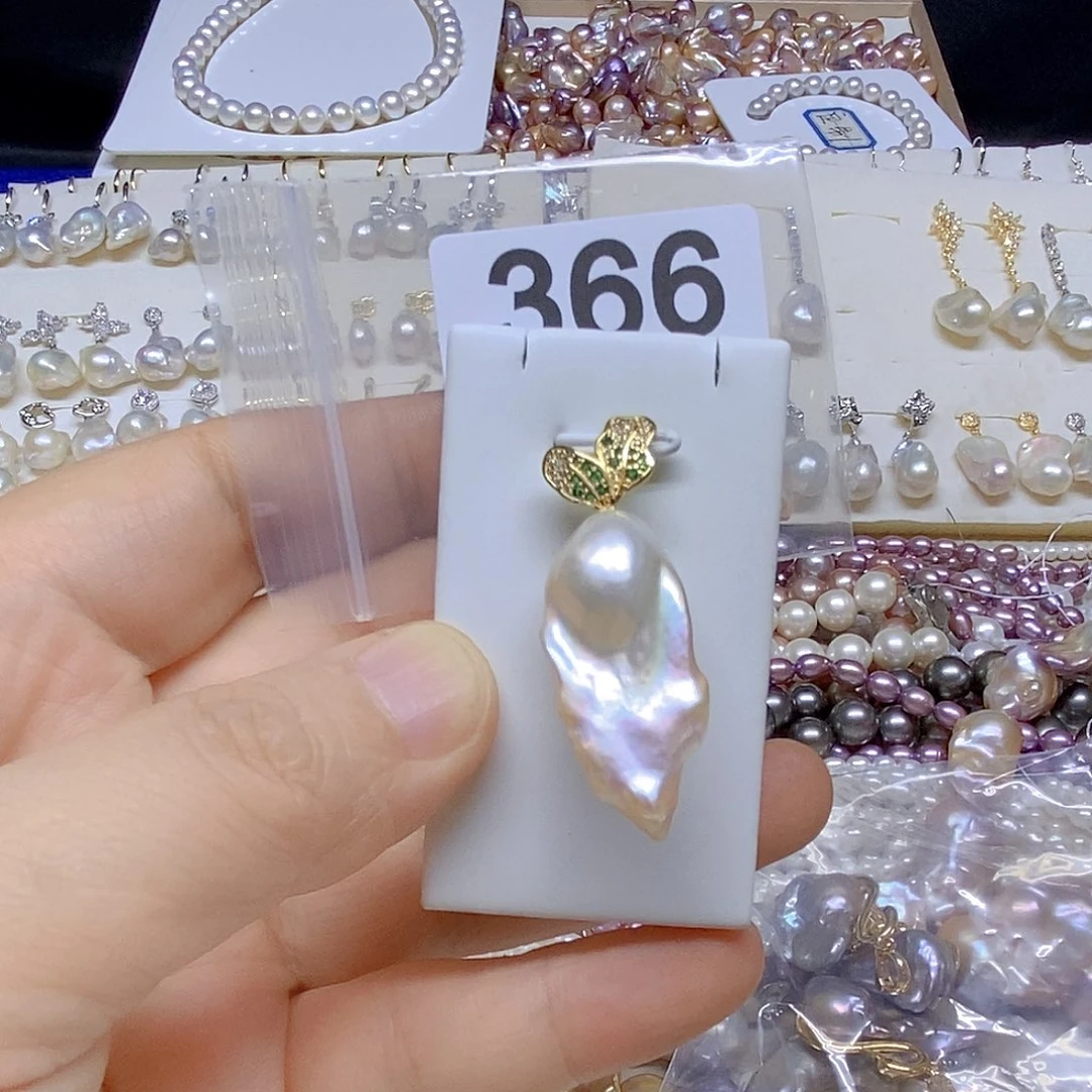 颈饰未镶嵌淡水珍珠