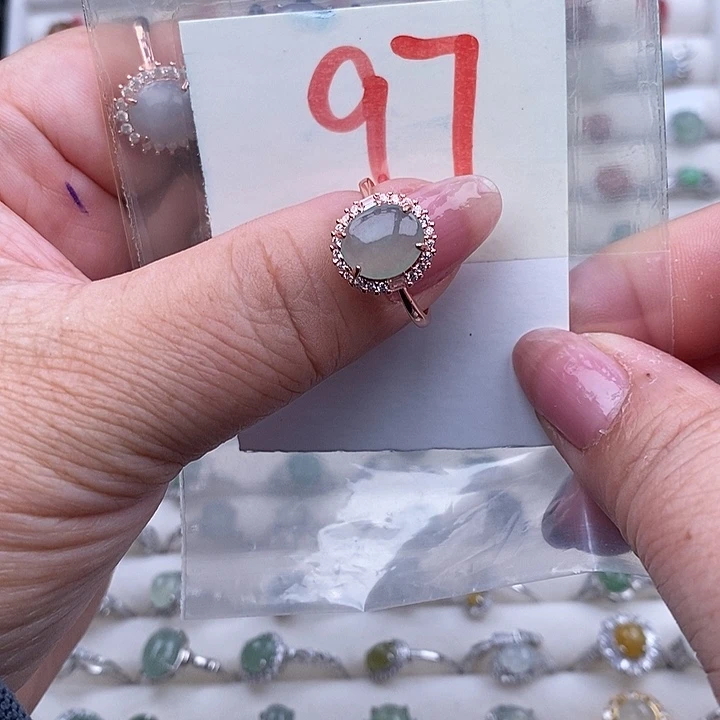 未镶嵌戒指翡翠缅甸