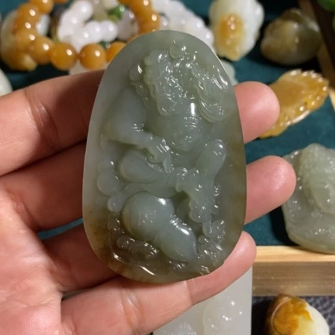 颈饰未镶嵌和田玉