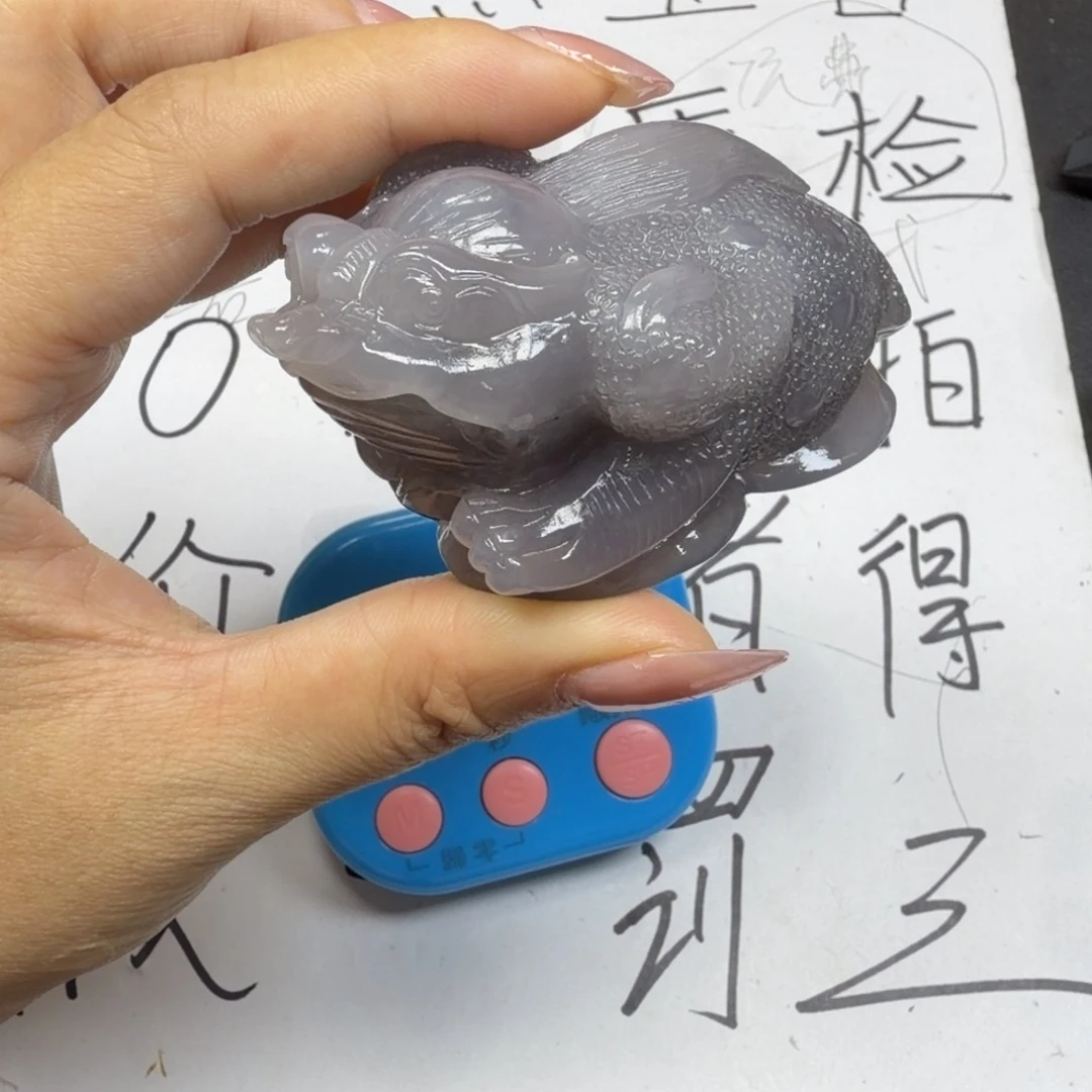 和田玉未镶嵌挂件。。