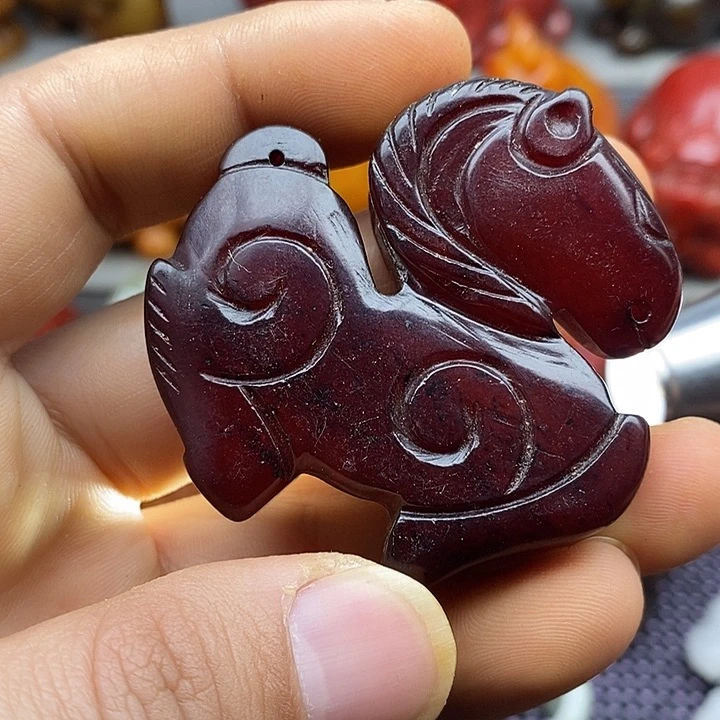 未镶嵌蛇纹石玉颈饰