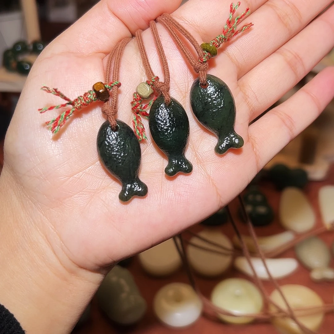 和田玉未镶嵌颈饰不退不换