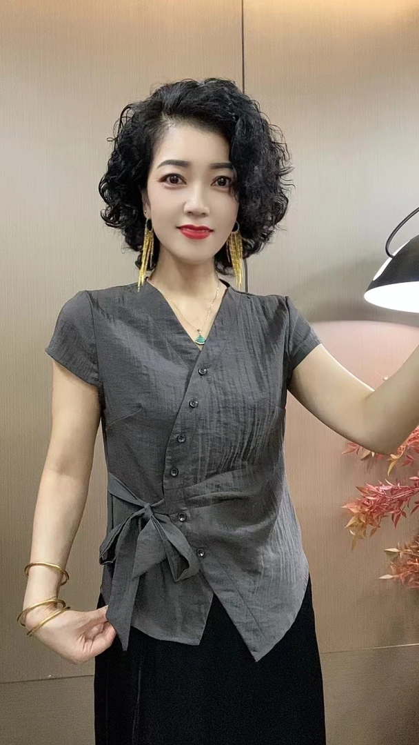 2025夏季新款V领短袖显瘦修身时尚女士百搭小衫上衣8622