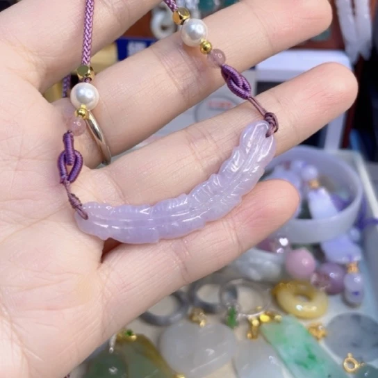 翡翠未镶嵌颈饰冰紫玉横