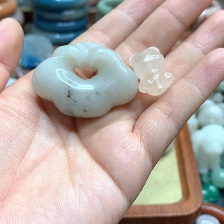****K石英岩玉合金颈饰