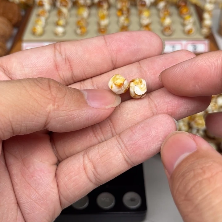 琥珀裸石未镶嵌非****775号