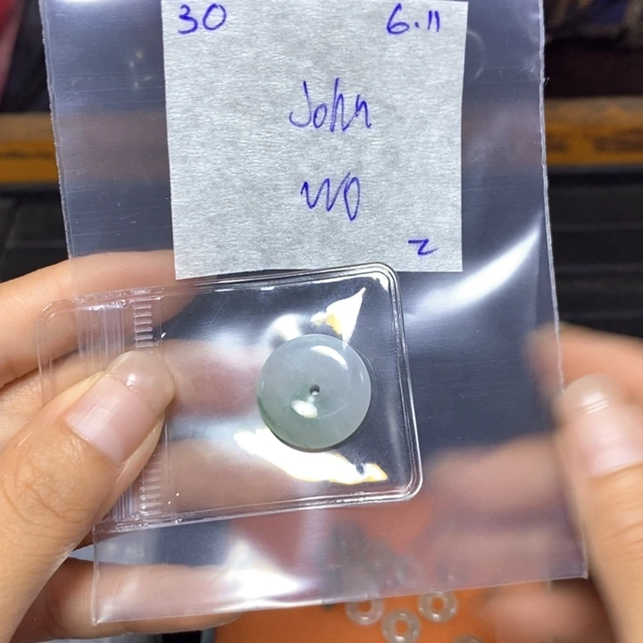 定制翡翠未镶嵌J****n不退