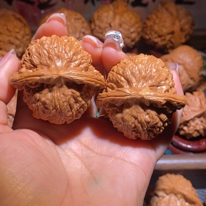 吊坠文玩核桃46.5金麒麟