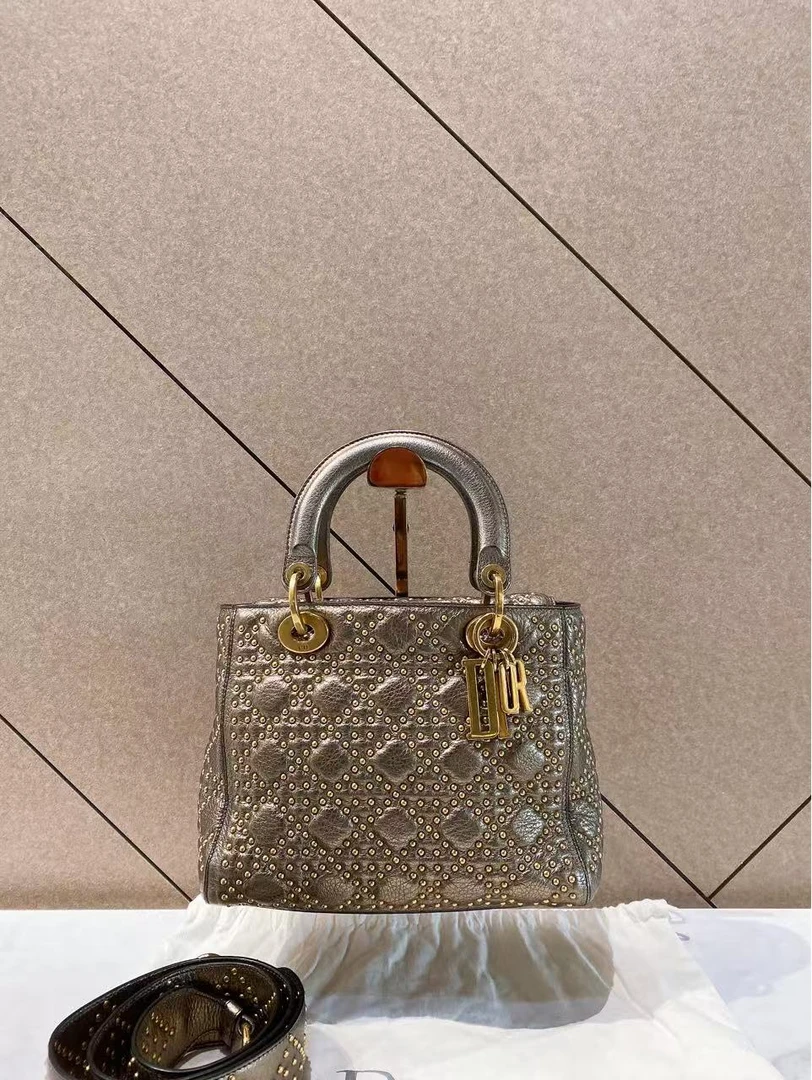 95新 DIOR/迪奥 帝爵奢品/DIOR/香槟色铆钉五格戴妃