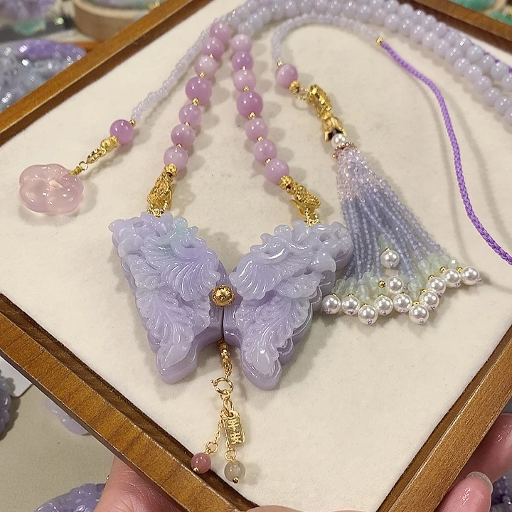 翡翠未镶嵌颈饰翡翠吊坠