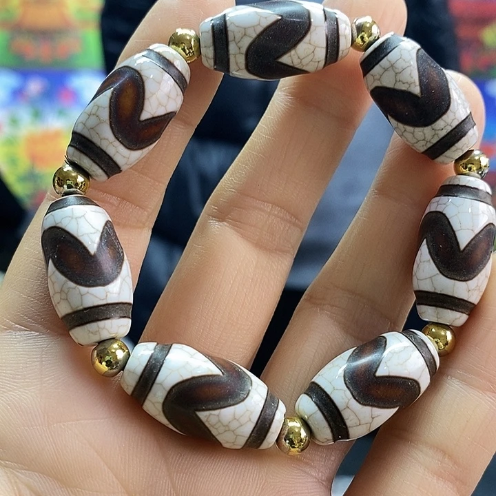 d***c玛瑙/玉髓（覆膜）未镶嵌手链