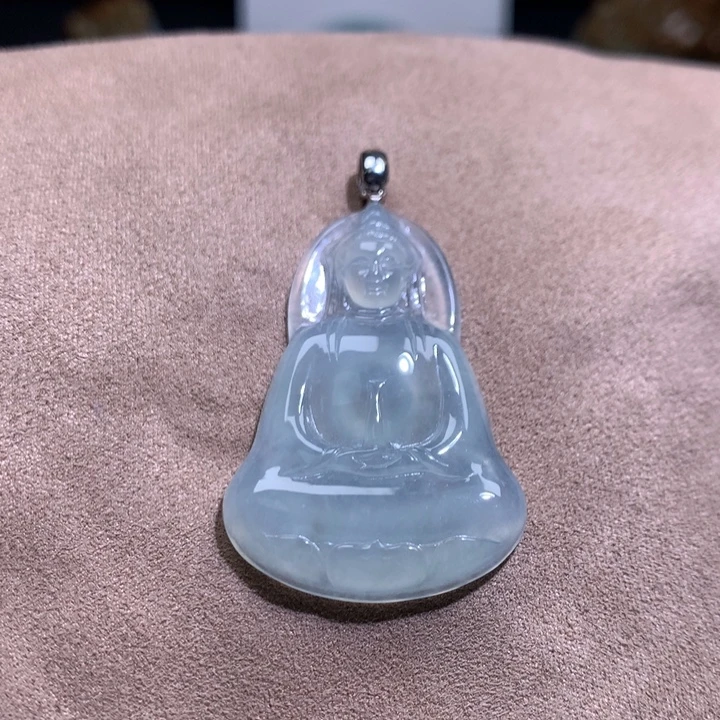 翡翠18K金镶嵌颈饰缅甸翡翠