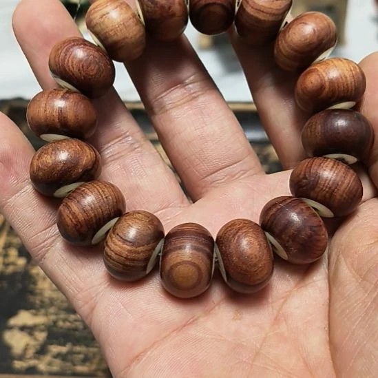 川***菜手串/手链核桃我串带骨的手串黄珠子