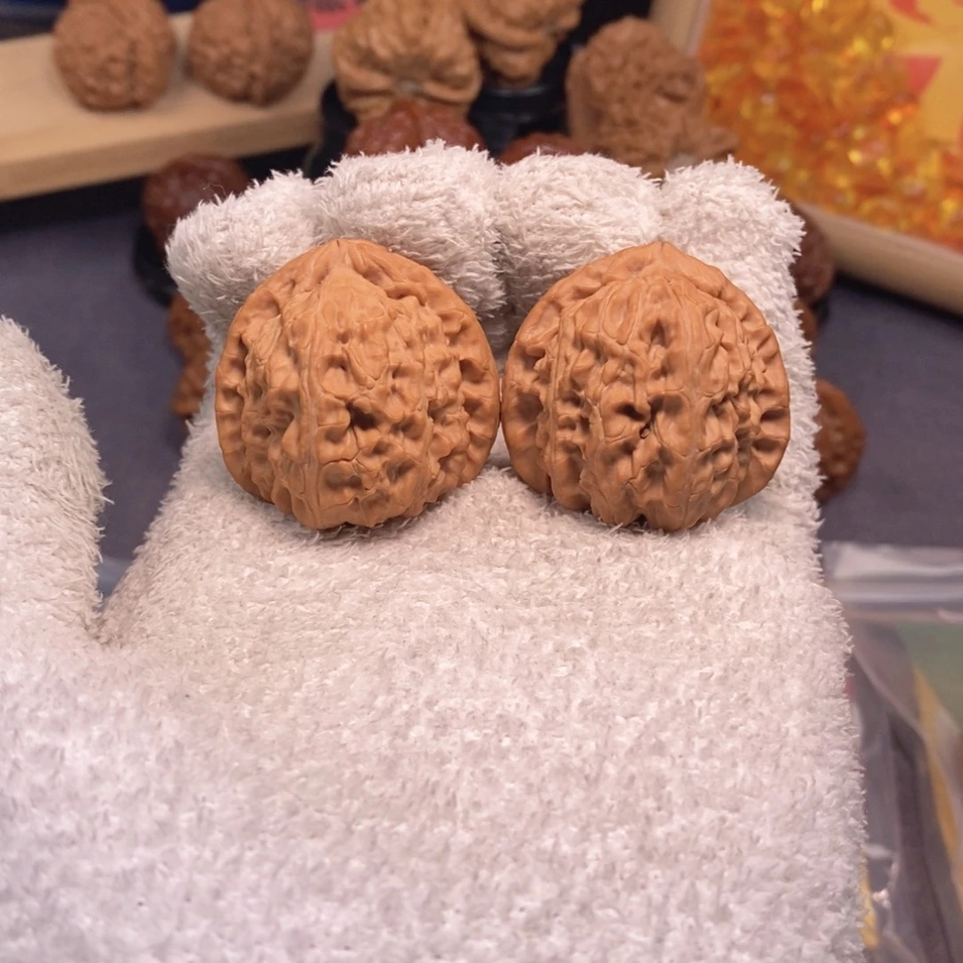 把件文玩核桃玩家必备系列36尺三角白狮子B361