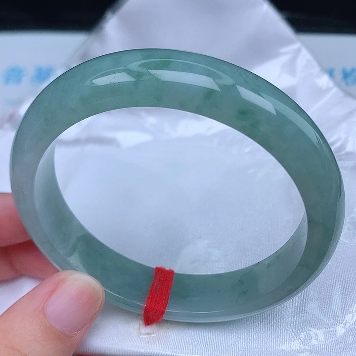 未镶嵌手镯翡翠天然