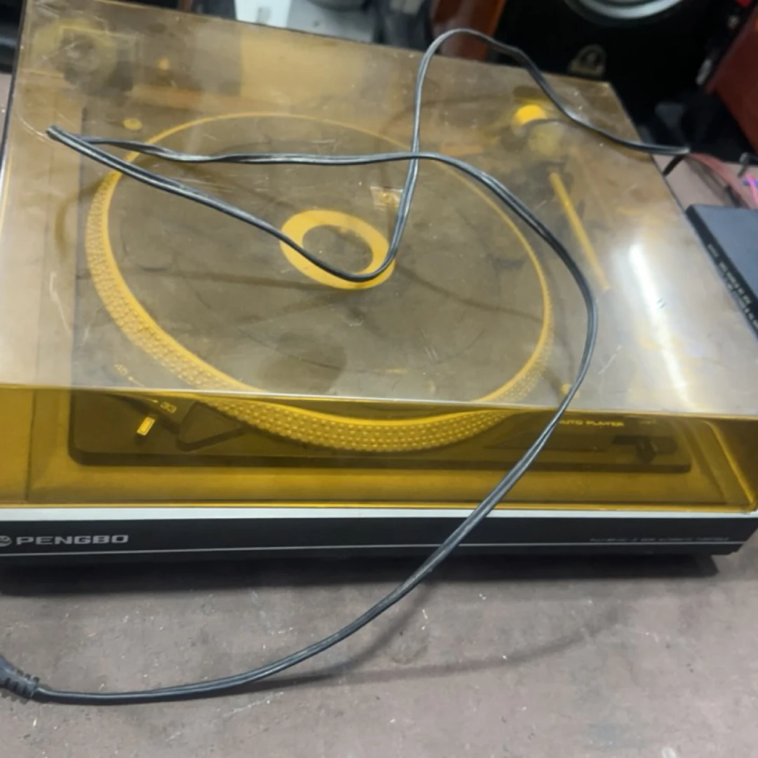 8新  pengbo 黑胶唱机（需要维修）