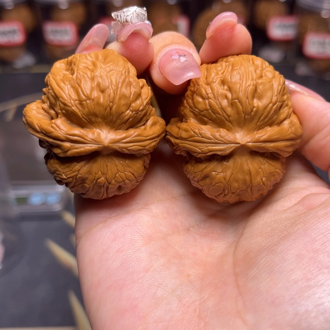 ˋ***.文玩核桃吊坠元宝