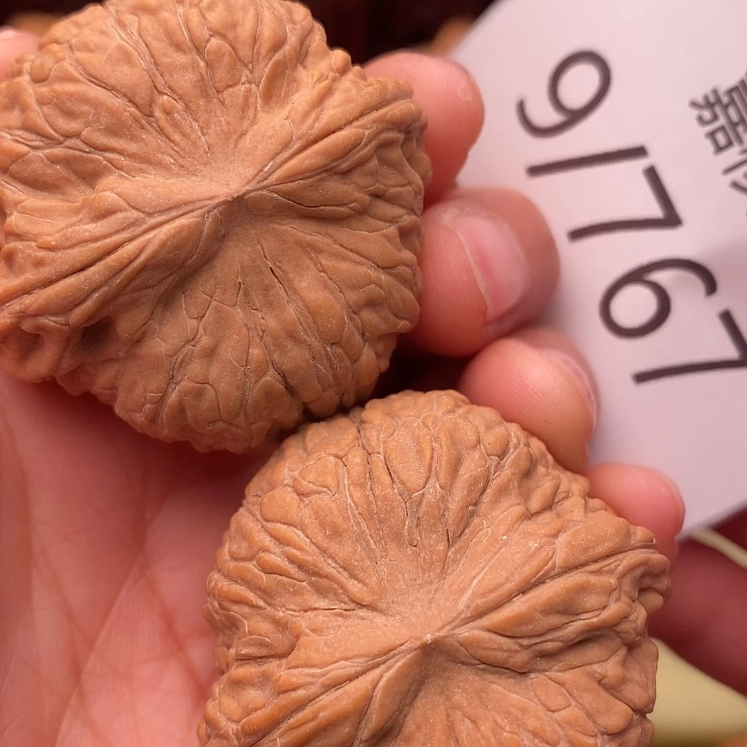 海***高文玩核桃把件42平底锅