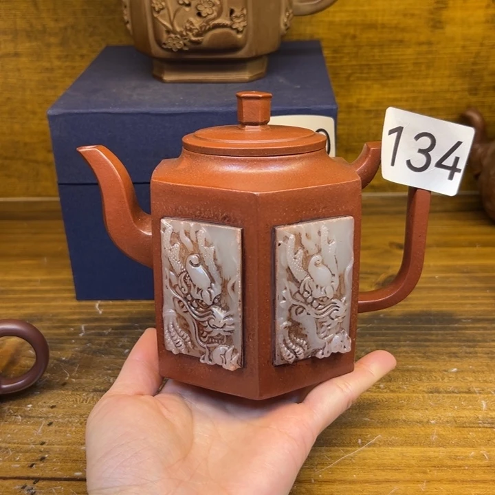 紫砂壶等艺术精品