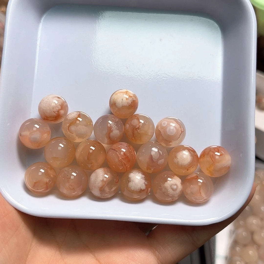 卧***张玛瑙/玉髓手链未镶嵌