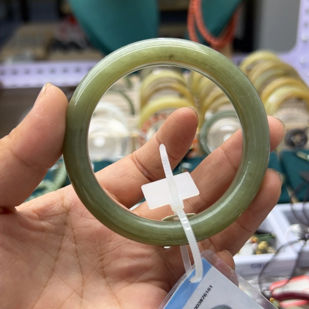 和田玉手镯未镶嵌57圈围461