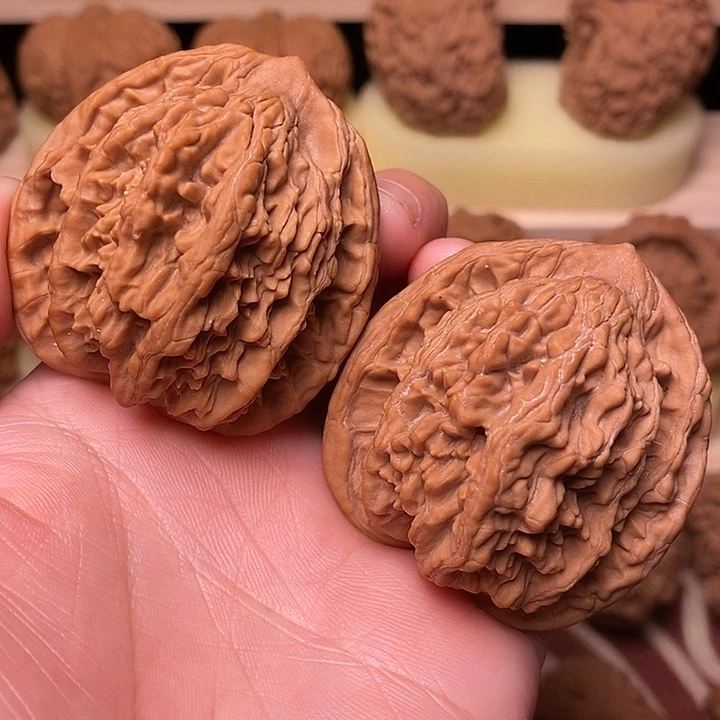 吊坠文玩核桃45高桩虎头