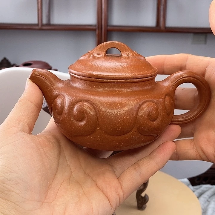 紫砂茶壶仿古如意。红降坡。240C