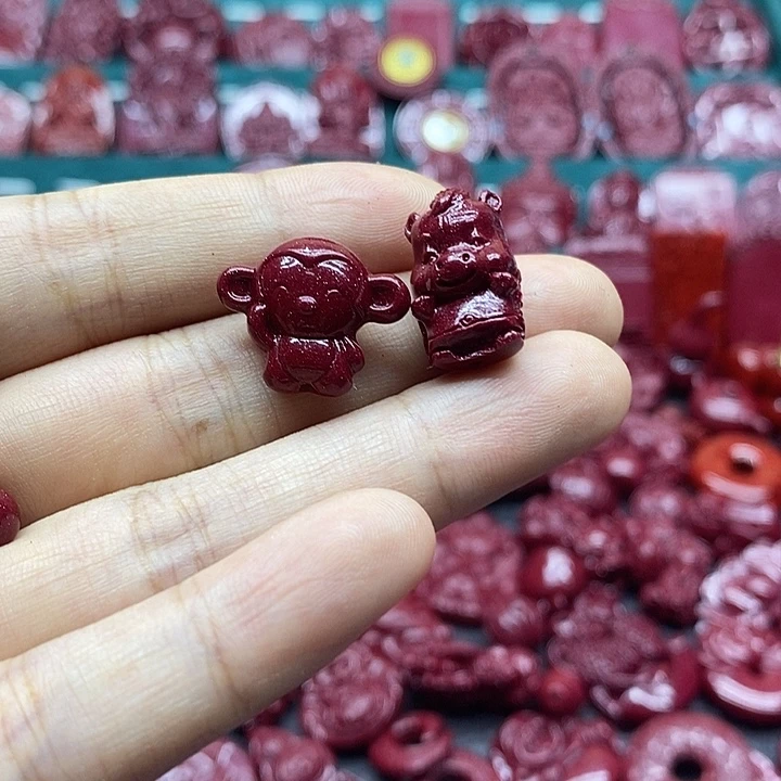 天然辰砂018朱砂吊坠