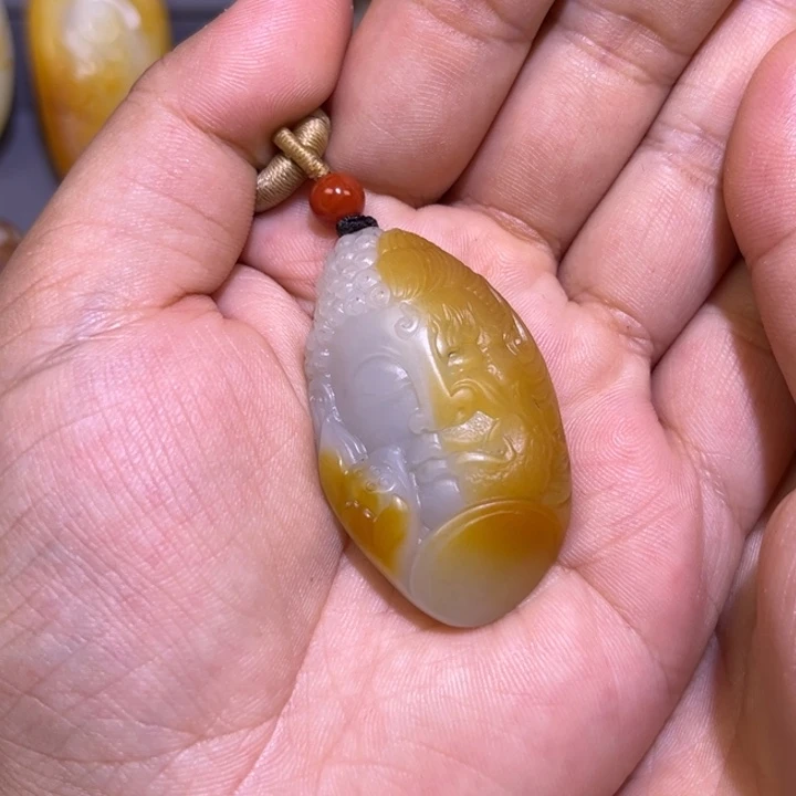 颈饰未镶嵌和田玉
