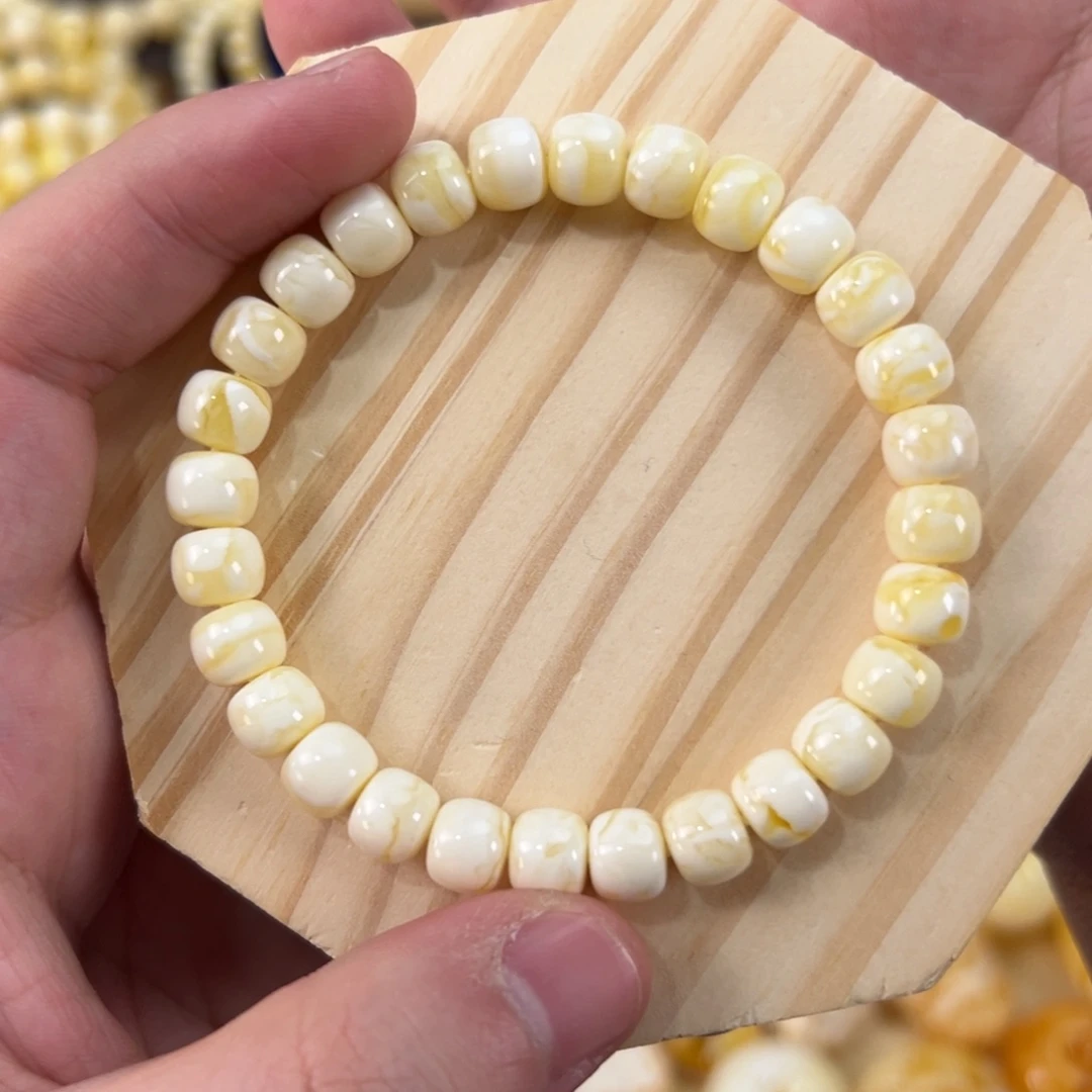 琥珀未镶嵌手链8mm