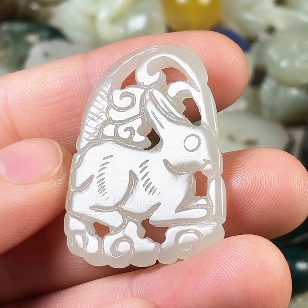 和田玉（糖玉）颈饰未镶嵌