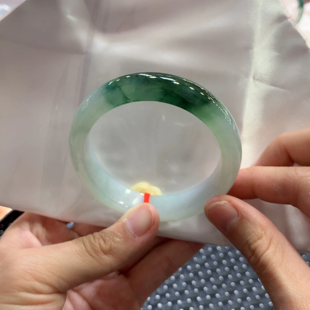 翡翠未镶嵌手镯闪购 3