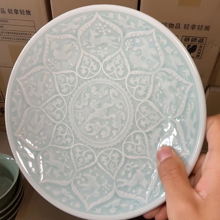 瓷微瑕天青色满花盘一只