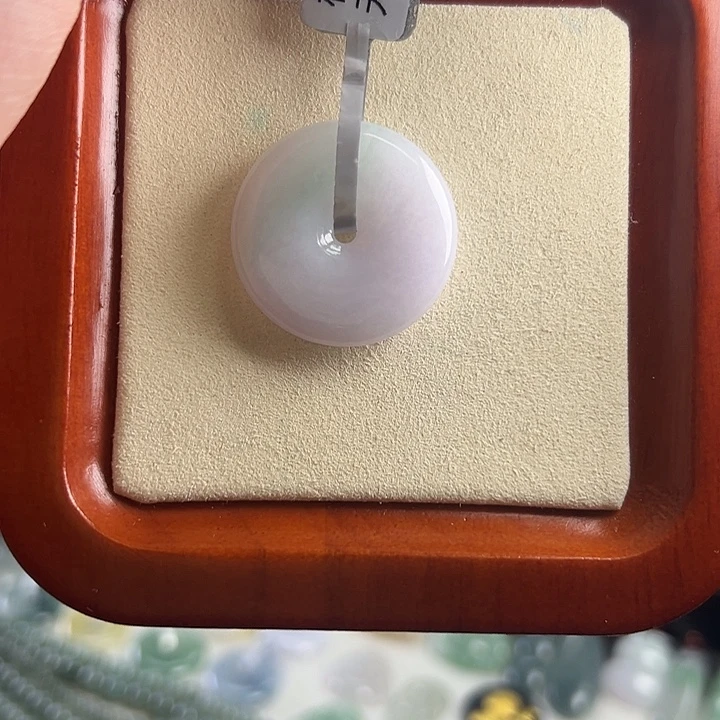 翡翠未镶嵌颈饰4054
