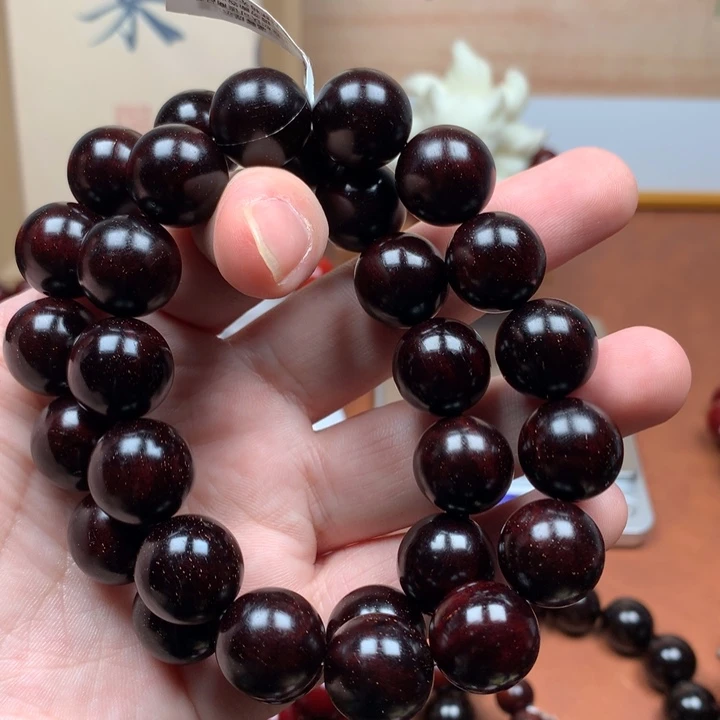 啦***哦檀香紫檀（小叶紫檀）