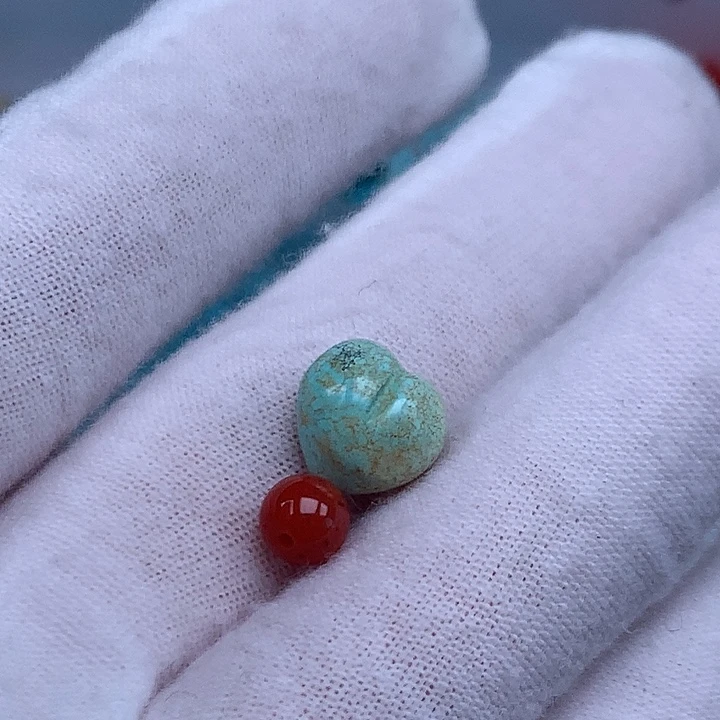 南红玛瑙未镶嵌珠宝奇石