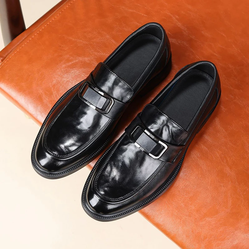 夏季头层牛皮英伦风商务休闲皮鞋男尖头真皮透气正装一脚蹬乐福鞋