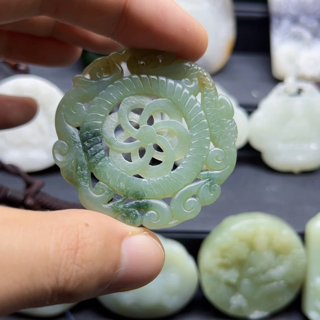 和田玉未镶嵌颈饰和田玉