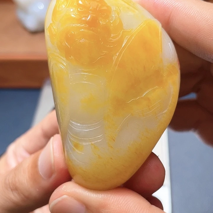 和田玉未镶嵌颈饰A7