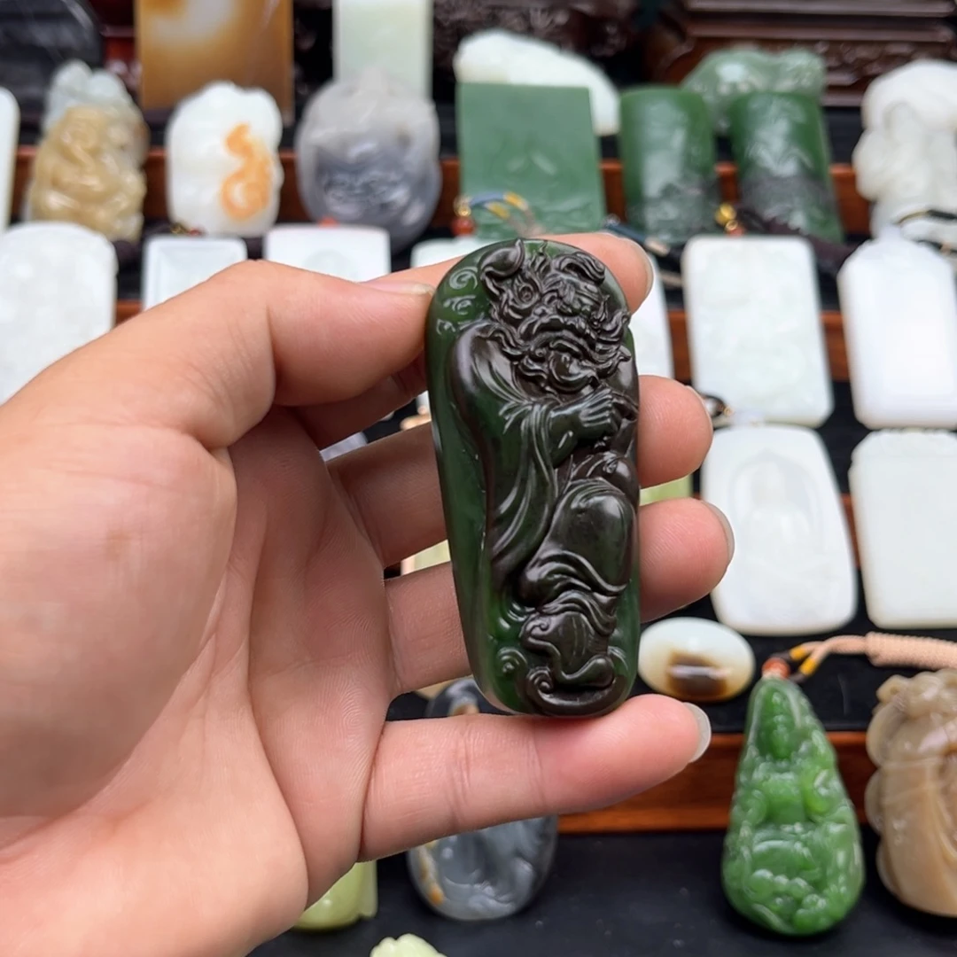 和田玉未镶嵌挂件